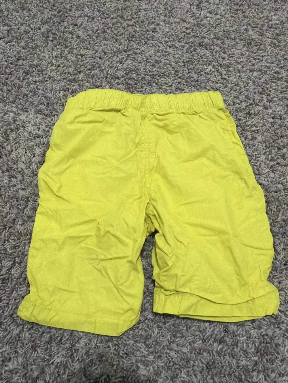 GAP bright yellow